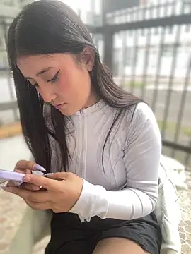 StrawberryPink_ webcam