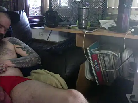 KinkyTOMan webcam