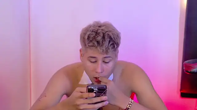 Rayden_Boy webcam