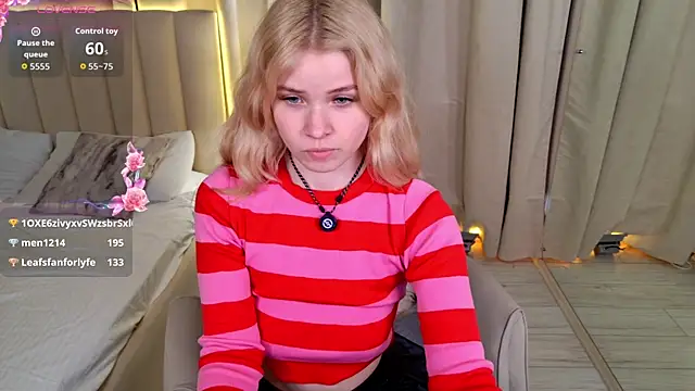 ChloeWells webcam