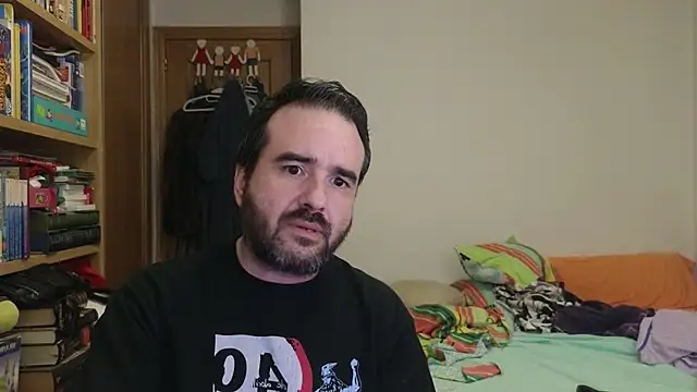 curiosillo83 webcam
