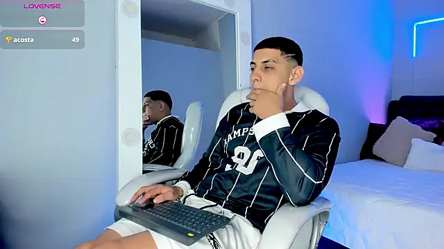 Alex_cute77 webcam