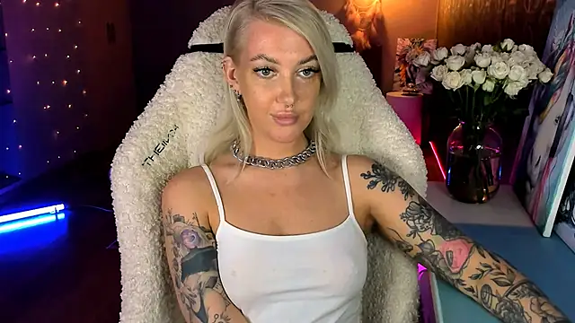 tykioty_Miley webcam