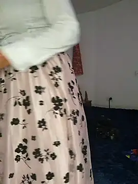 AmelieMartinez webcam