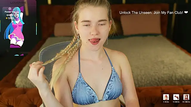 Ava_kiss054 webcam