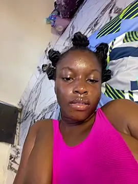 SassyPaulette webcam