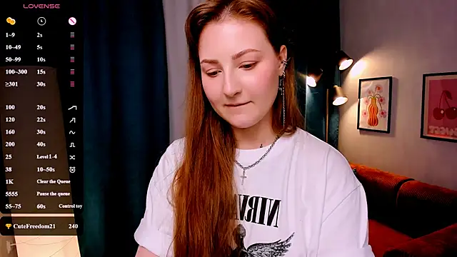 velvet_cherry_ webcam