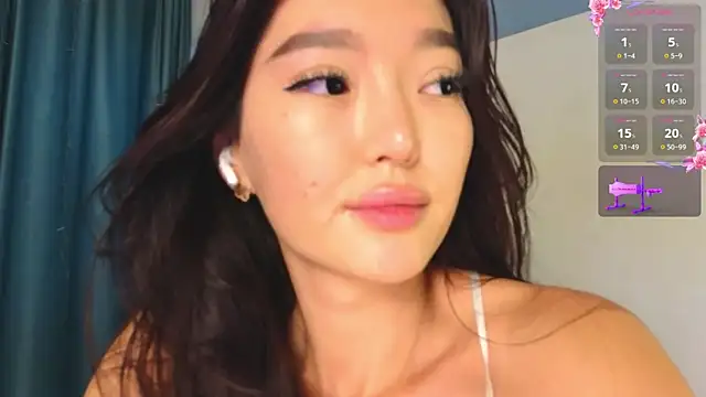 AudreyMell live sex cam