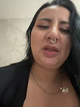 Abril_Luv webcam