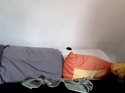 Cambitchboy webcam