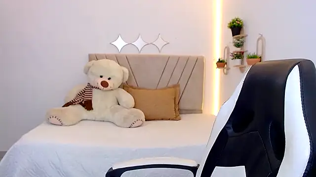 zara_cute webcam