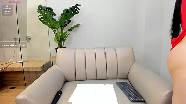 MiaLiore_ webcam
