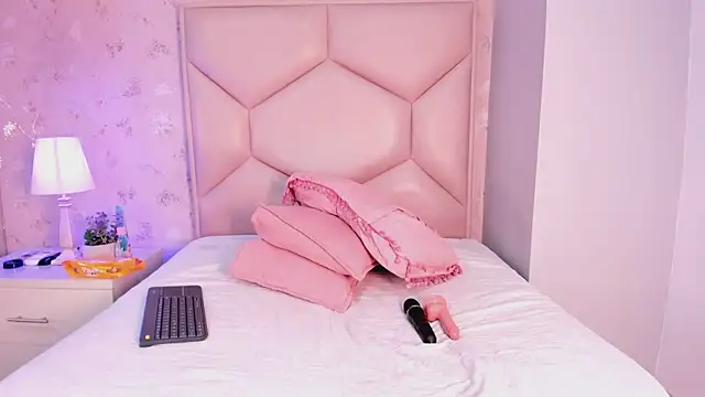 Nasly_Moore webcam