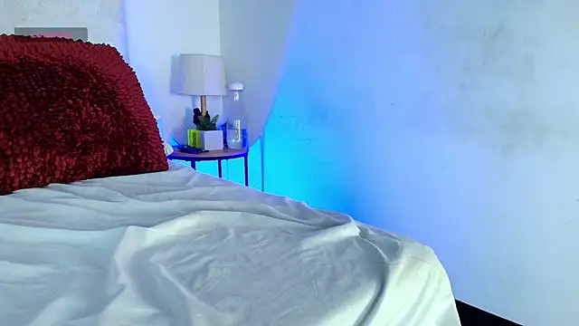 elizawiliamst webcam