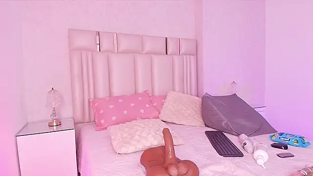 mia_velvett_ webcam
