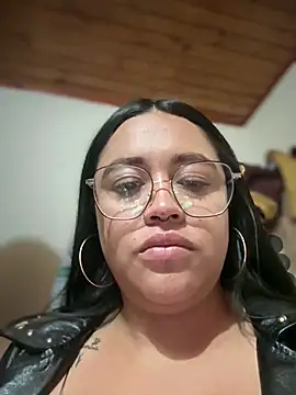 Mia_Risky-1 webcam