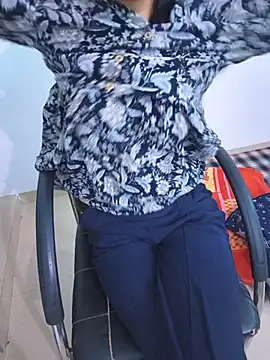 zoya_baby_ webcam