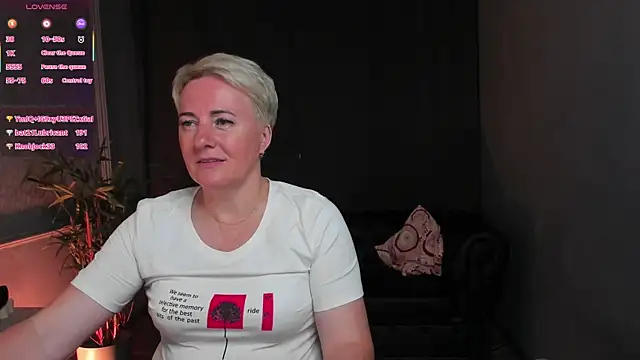 Nika_Smit webcam