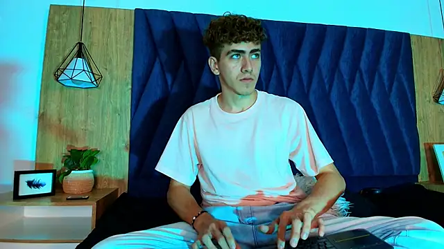 Tyler_Mcrey webcam