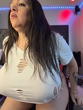 curvyfunlover webcam
