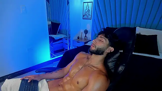 Emmet_CollinsJS webcam