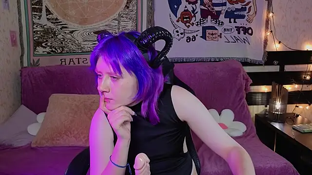Droll_doll_ webcam