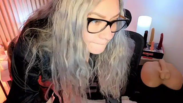 MarianL0ve webcam