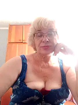 52MiaLove02 webcam