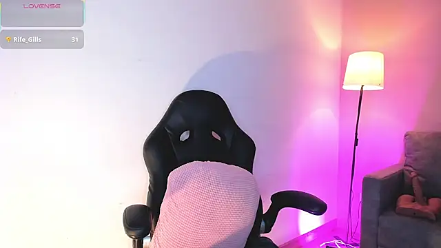 Jenniekim_18 webcam