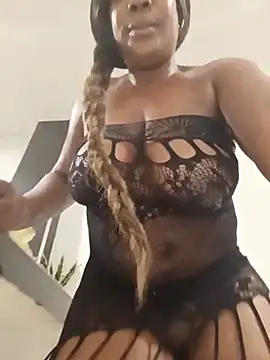 MadameEbony webcam