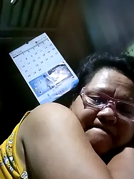 Chubbysweetmom webcam