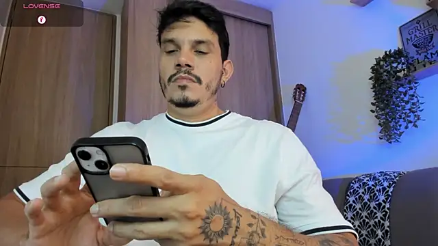 alejandro_stark webcam