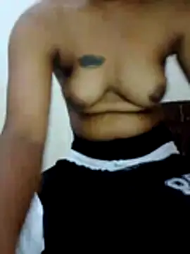Karishma-sweet webcam