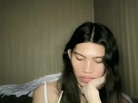 モデル: Yourgoddess_jayve