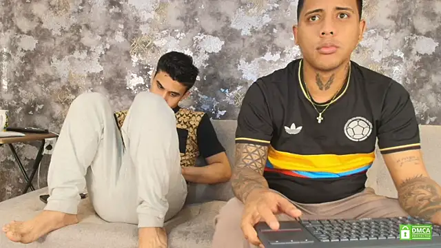 Alejandro_and_Deiby webcam