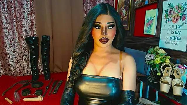 モデル: demonfuta