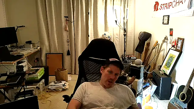 9VOLTT webcam