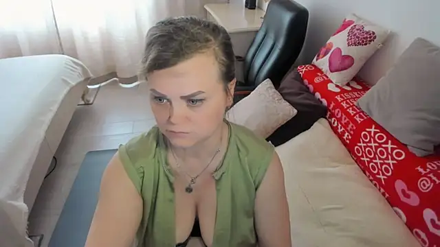 MildMature webcam