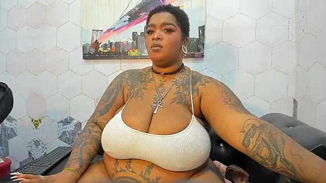 Anaa_Fuentess webcam