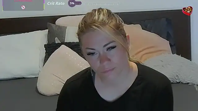 AdelleDeep live cam on StripChat