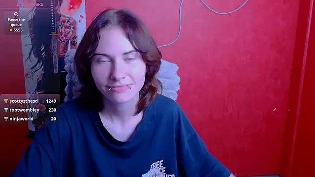 Fiona_Night live cam on StripChat