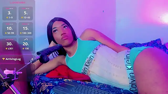 bayolet_ live cam on StripChat
