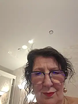 LaliaMia live cam on StripChat
