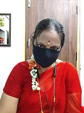 Tamil_white_beauty live cam on StripChat
