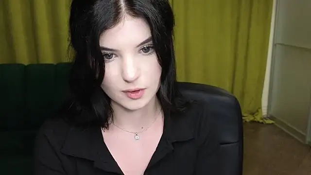 AnnaYount live cam on StripChat