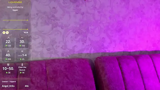 LiliMilk_21 webcam