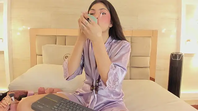 chloe_murray webcam