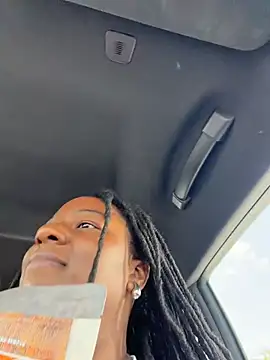 GirthGoddessCoco webcam