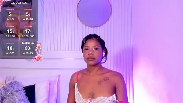 Afro_Luna webcam