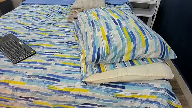 Charlie___Musk webcam